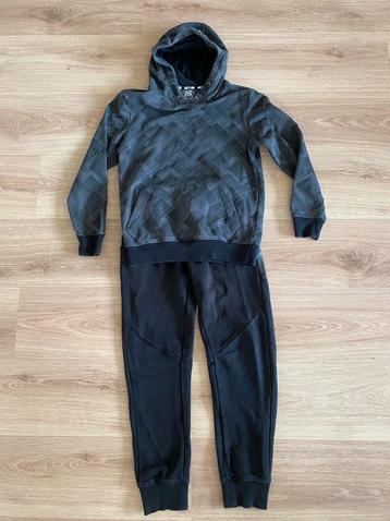 Zwarte sweatcapuchontrui en -broek van Salty Dog mt 146/152 beschikbaar voor biedingen
