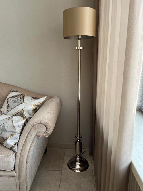 Vloerlamp chroom, Huis en Inrichting, Lampen | Vloerlampen, Zo goed als nieuw, 150 tot 200 cm, Metaal, Stof, Ophalen