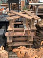 Stoere houten bankjes, Nieuw, Hout, Ophalen