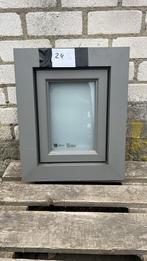 (24) Nieuw draai raam voor bijv. toilet, incl mistglas, Ophalen, Minder dan 75 cm, Raamkozijn, Minder dan 75 cm