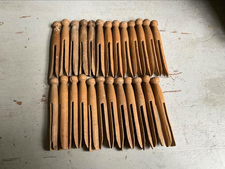 25 houten wasknijpers *tres belle*, Antiek en Kunst, Curiosa en Brocante, Verzenden