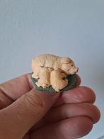 Varken met biggetjes, kunsthars 4.5x4x2.5cm, Ophalen of Verzenden, Zo goed als nieuw, Boerderijdier, Beeldje of Figuurtje