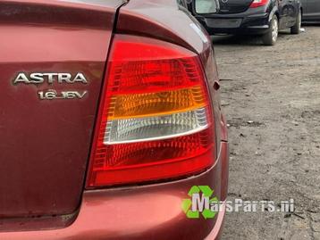 Achterlicht rechts van een Opel Astra beschikbaar voor biedingen