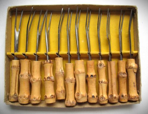 Bamboe Vorkjes in originele doos~Little Forks~' 60~Cocktail, Antiek en Kunst, Antiek | Bestek, Ophalen of Verzenden