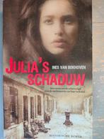 Ines van Bokhoven: Julia's schaduw, Ophalen of Verzenden, Gelezen