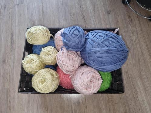 Partij Hoooked Zpagetti garen, diverse kleuren, Hobby en Vrije tijd, Breien en Haken, Zo goed als nieuw, Haken, Wol of Garen, Ophalen of Verzenden
