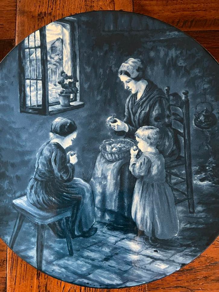 Delfts Blauw Wandbord - Moeder en Kinderen, Antiek en Kunst, Antiek | Wandborden en Tegels, Ophalen
