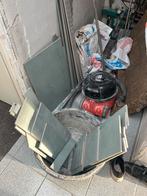 Restanten groene keramische tegels - betonlook, Doe-het-zelf en Verbouw, Tegels, Ophalen, Gebruikt, 20 tot 40 cm, Minder dan 5 m²