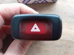 Nieuw en origineel - Alarmlichtschakelaar Nissan Primera P10, Verzenden