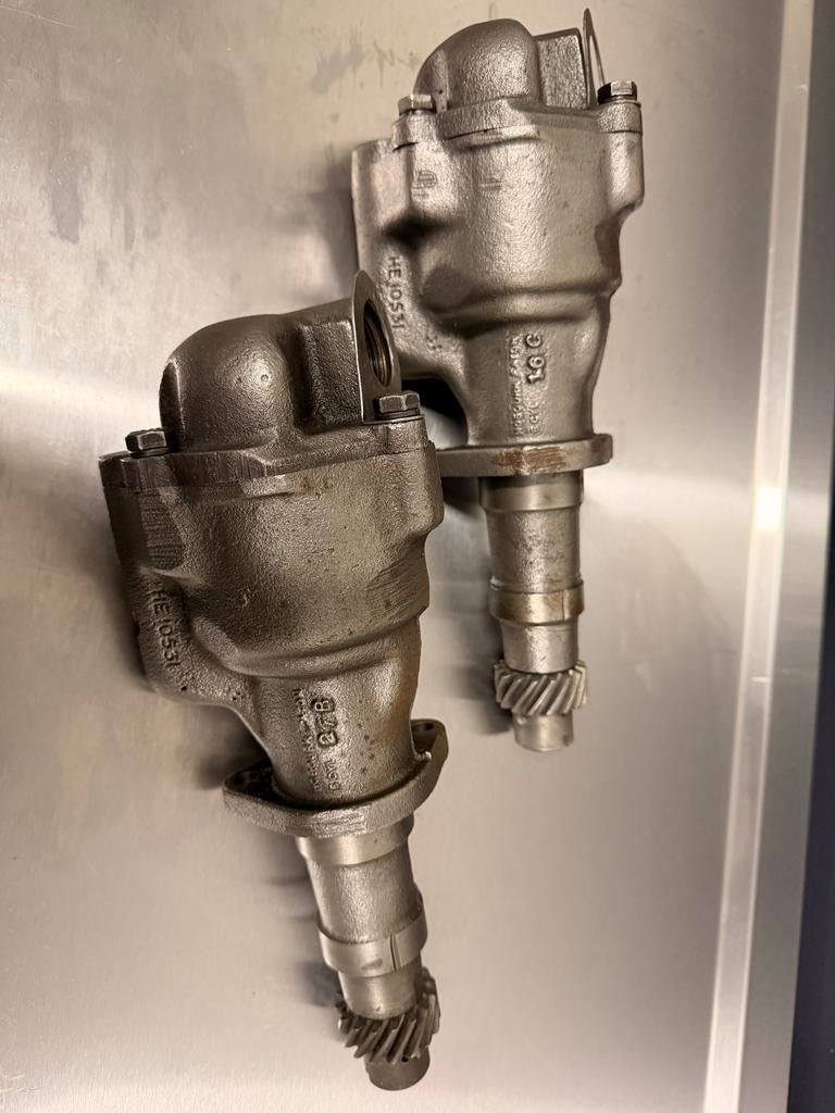 2 oliepompen voor Ford Motoren, Ophalen of Verzenden, Gebruikt, Ford