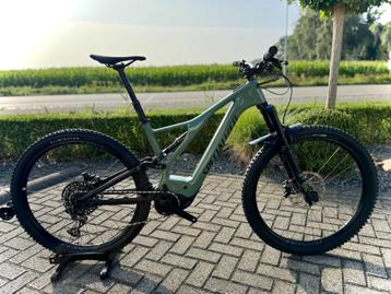 Specialized Levo Expert Carbon E-MTB beschikbaar voor biedingen