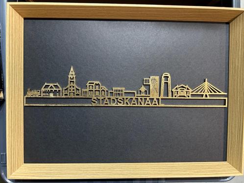 Skyline Stadskanaal in frame, Antiek en Kunst, Kunst | Beelden en Houtsnijwerken, Verzenden