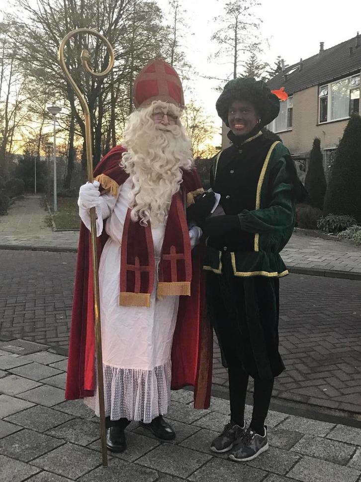 Compleet Sinterklaas Pak Fluweel - 1.89m, Diversen, Sinterklaas, Zo goed als nieuw, Ophalen