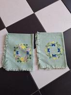 2 Geborduurde kleedjes Klavertje Viooltje handmade set groen, Ophalen of Verzenden
