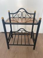 Gratis Nachtkastje weg te geven!, Ophalen, Gebruikt, Metaal of Aluminium, 55 tot 70 cm