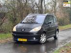 Peugeot 1007 1.4 Urban | Automaat + Airco Nu € 1.750,-!, Auto's, Peugeot, 4 cilinders, 4 stoelen, Zwart, Bedrijf