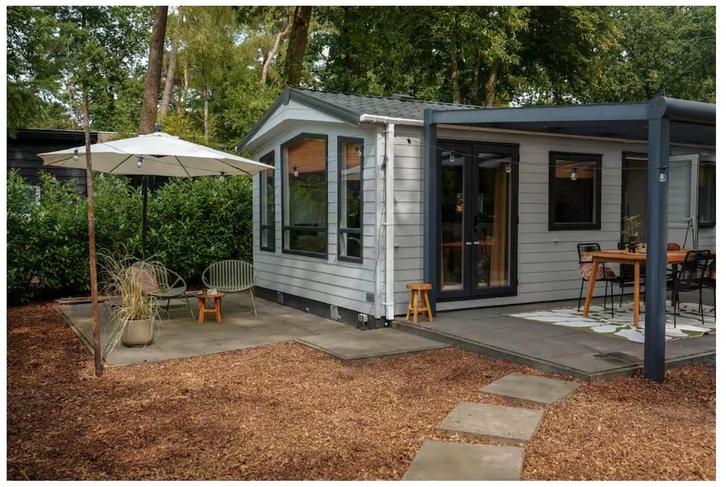 4p chalet op de Veluwe / Verhuur licentie / Vossenberg, Vakantie, Vakantiehuizen | Nederland, Speeltuin, Tuin, Tv