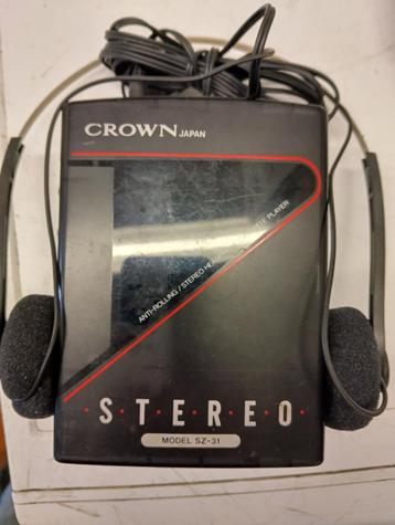 Crown SZ-31 draagbare cassettespeler beschikbaar voor biedingen