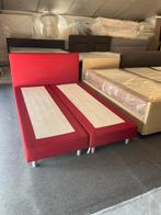 Boxspring bed 140x200, Zo goed als nieuw, 200 cm, Rood, Tweepersoons