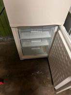 Twee koelkasten: Bosch (defect) en kleine in topstaat, Witgoed en Apparatuur, Koelkasten en IJskasten, 150 tot 200 liter, Gebruikt