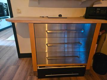 Rvs ladenkast.  beschikbaar voor biedingen