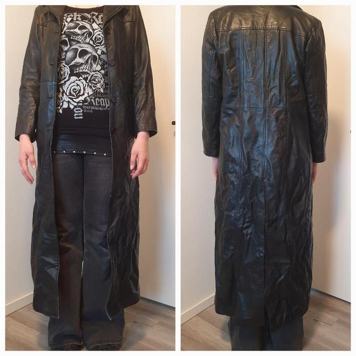 Zwarte lange leren jas - goth/alternatief/metal, Kleding | Dames, Overige Dameskleding, Gedragen, Ophalen of Verzenden