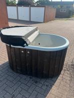 Hottub | 2 persoons | elektrisch | LED | bubbels | gebruikt, Ophalen