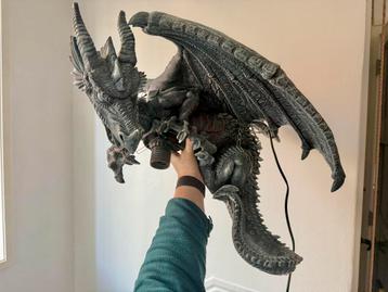 Draak hanglamp beschikbaar voor biedingen
