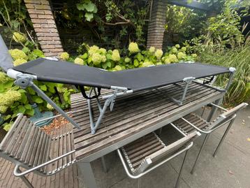 Veldbed, opvouwbaar beschikbaar voor biedingen