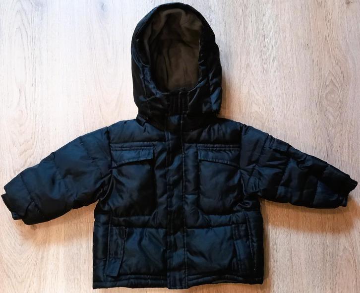 Stoere jongens winterjas mt 92, €15 (Gar.Zdr.ZK-05), Kinderen en Baby's, Kinderkleding | Maat 92, Zo goed als nieuw, Jongen, Jas