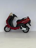 Peugeot Elyseo maroon 1:18 maisto, Ophalen of Verzenden, Zo goed als nieuw, Motor, Maisto