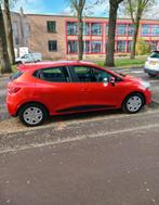 Renault Clio 0.9 TCE 66KW 5-DRS 2015 Rood, Auto's, Origineel Nederlands, Te koop, 5 stoelen, Benzine