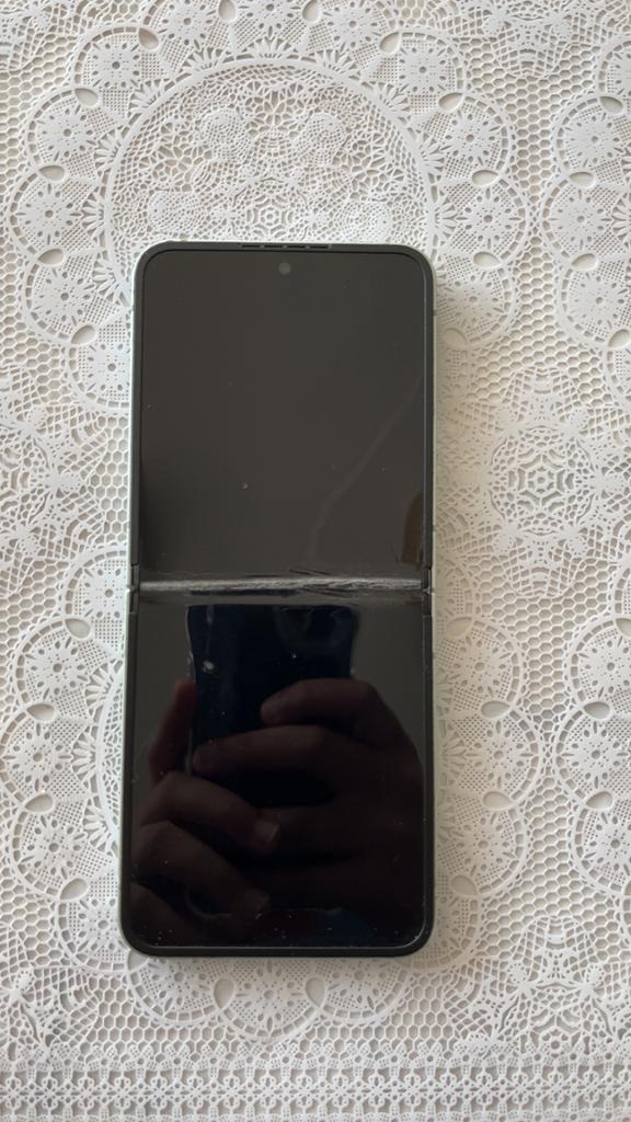 Samsung galaxy Z flip 5, Telecommunicatie, Mobiele telefoons | Samsung, Gebruikt, Zwart, Ophalen of Verzenden, 128 GB