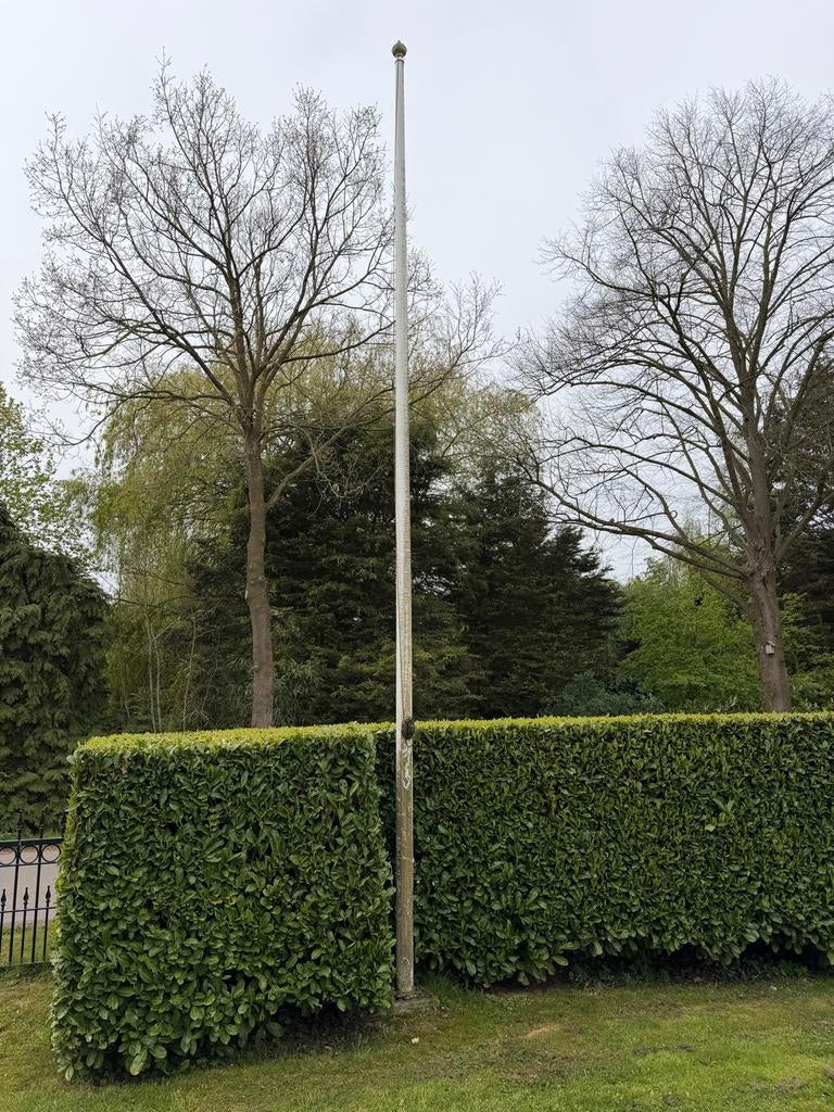 Vlaggenmast met kantelvoet. 6 meter hoog, Diversen, Vlaggen en Wimpels, Ophalen, Gebruikt