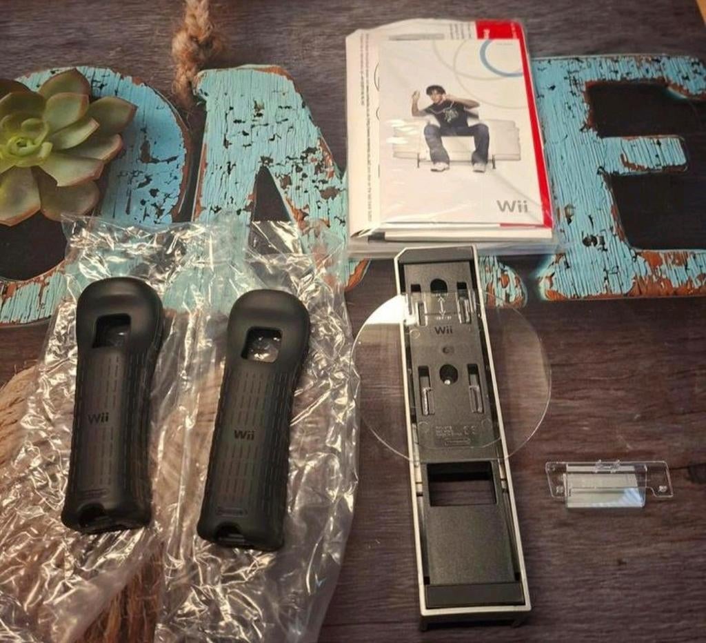 Nieuw Nintendo Wii Console cover 2x zwart
houder voor wii in, Ophalen of Verzenden, Nieuw