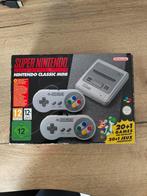 Super Nintendo SNES Classic Mini, Ophalen of Verzenden, Zo goed als nieuw, Met 2 controllers, Met games