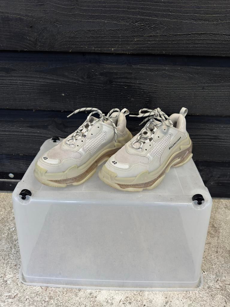 Balenciaga Triple S Sneakers - Maat 40, Wit, Ophalen of Verzenden, Sneakers of Gympen, Gedragen