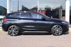 BMW X2 sDrive20i 192pk High Executive M-Sport | Leder | Came, Auto's, BMW, X2, 1435 kg, Zwart, Lichtsensor