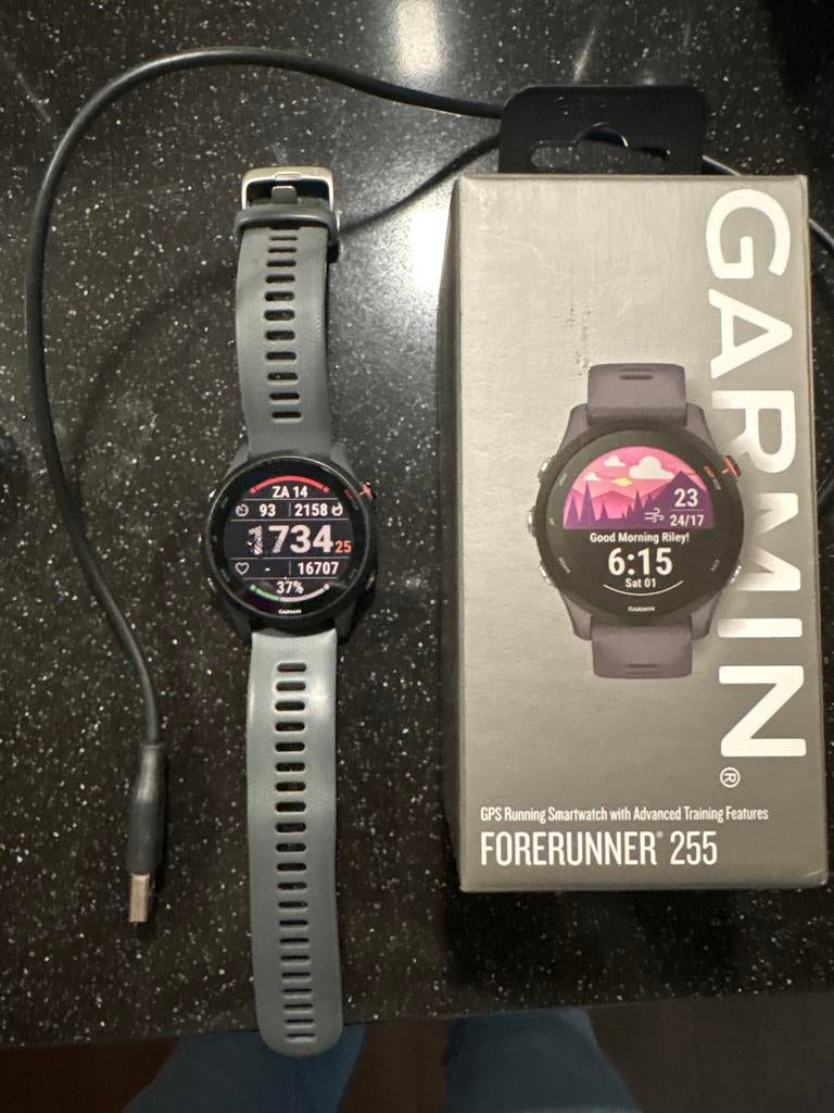 Garmin Forerunner 255 GPS Hardloop Smartwatch, Sieraden, Tassen en Uiterlijk, Smartwatches, Afstand, Ophalen of Verzenden, Zo goed als nieuw