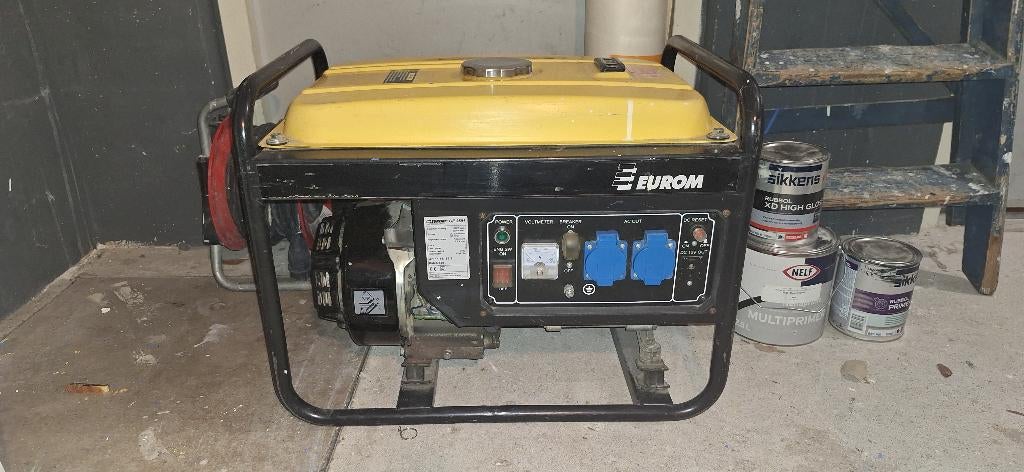 Aggregaat Eurom 2501 2200 watt, Ophalen of Verzenden, Gebruikt, Minder dan 5 kVA, Benzine