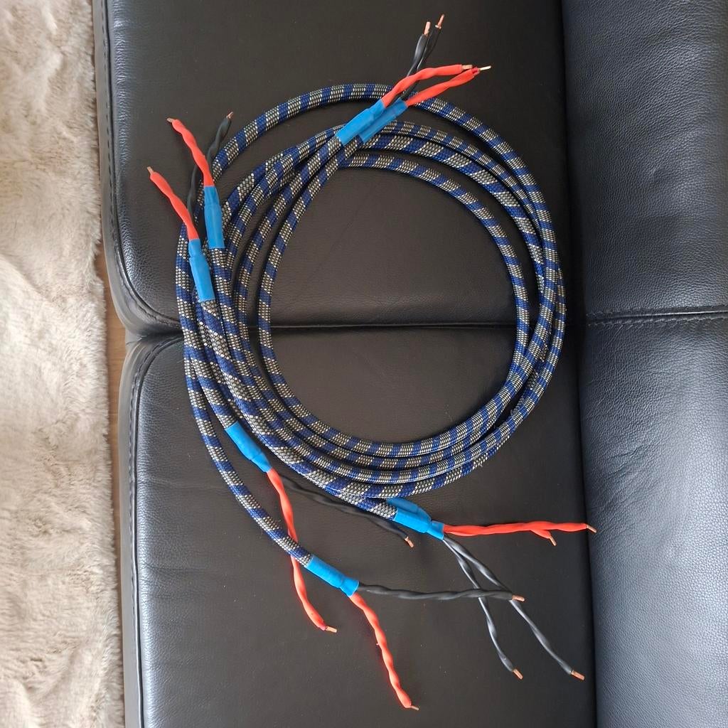Te koop 2 setjes Canare 4s12f luidsprekerkabels, Ophalen of Verzenden, Luidsprekerkabel