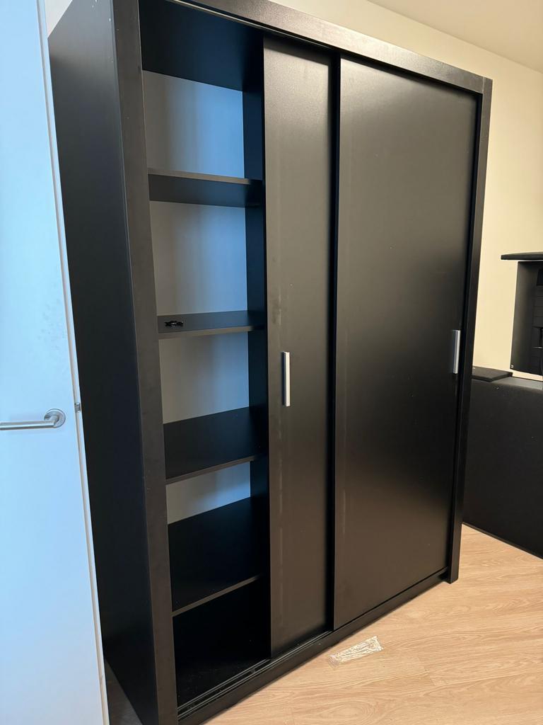Monteur PAX-IKEA kasten en meer…, 200 cm of meer, Zo goed als nieuw, 50 tot 75 cm, 50 tot 100 cm