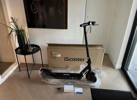Elektrische step - zo goed als nieuw, Fietsen en Brommers, Steps, Nieuw, Elektrische step (E-scooter), Ophalen