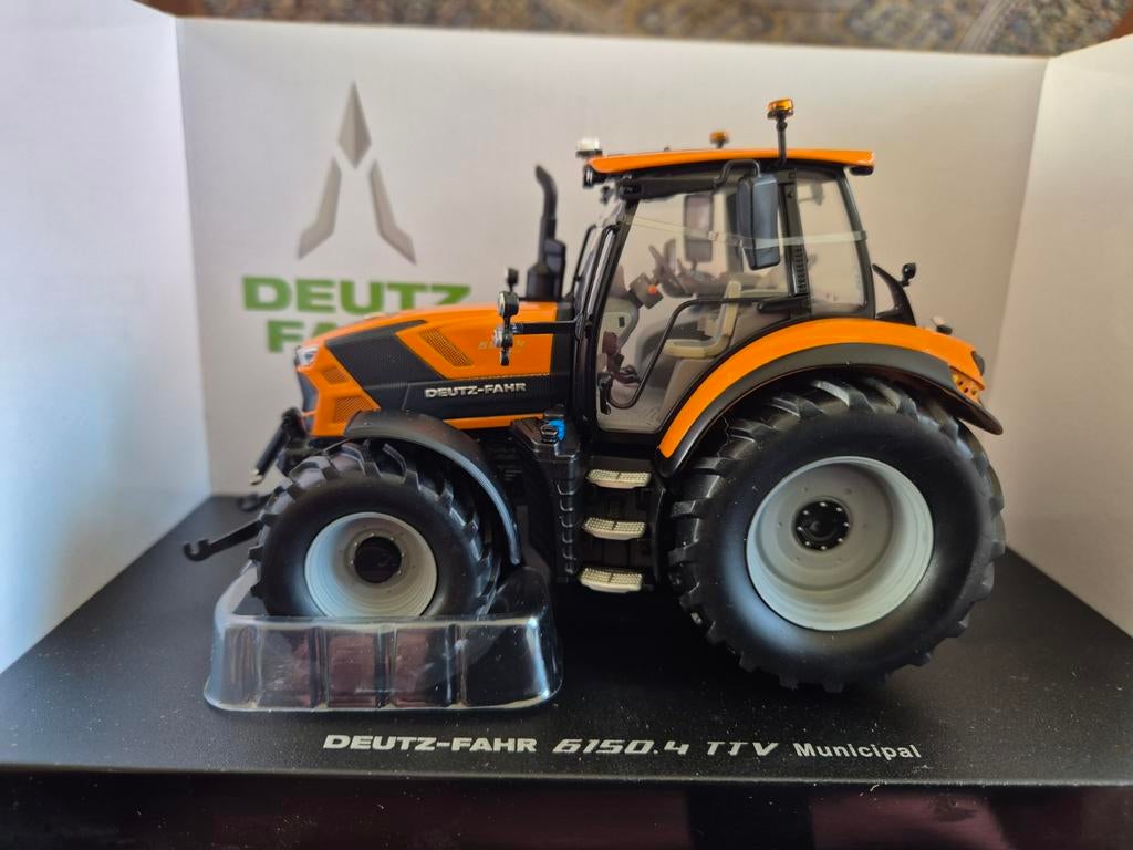 Deutz-Fahr 6150.4 TTV Municipal tractor schaalmodel, Ophalen of Verzenden, Nieuw, Overige typen, Overige merken