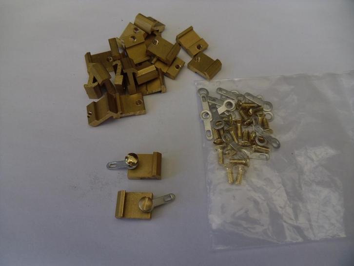 Messing railaansluiting met soldeer oog. LGB/PIKO, Hobby en Vrije tijd, Modeltreinen | Overige schalen, Nieuw, Rails, Gelijkstroom