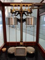 Antieke Precisie Balans Weegschaal in Glazen Kast, Ophalen