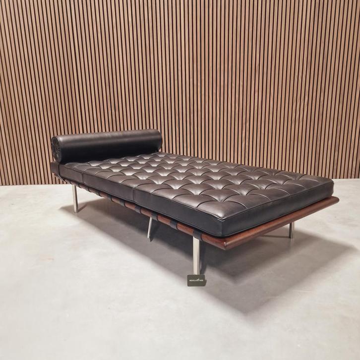 Knoll Barcelona Daybed - Volo Zwart, Antiek en Kunst, Antiek | Meubels | Stoelen en Banken