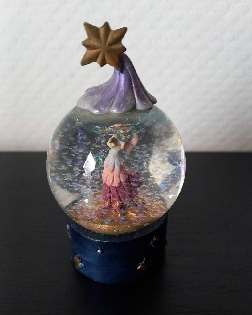 Schuddebol / sneeuwbol van de Efteling, Verzamelen, Ophalen of Verzenden, Overige figuren, Zo goed als nieuw, Beeldje of Figuurtje