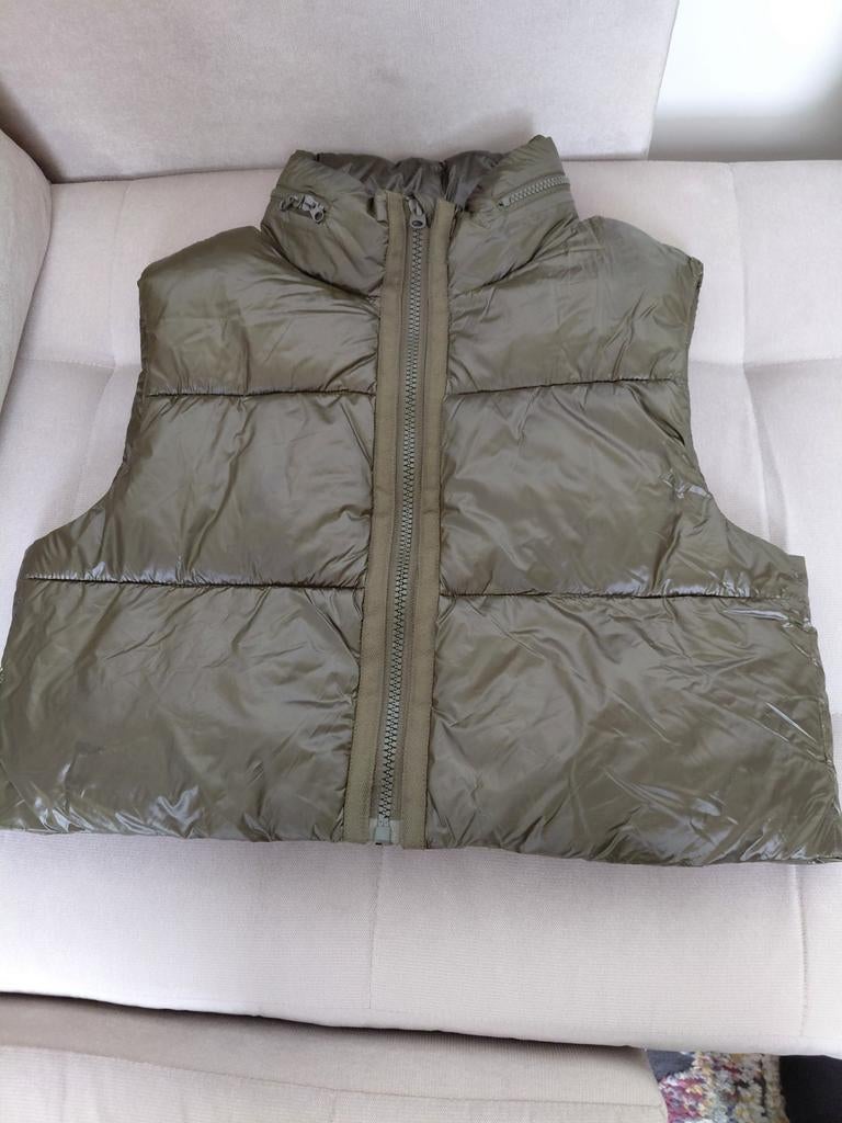 Zo goed als nieuwe Zara bodywarmer voor dames, Kleding | Dames, Bodywarmers, Zara, Ophalen of Verzenden, Zo goed als nieuw, Groen