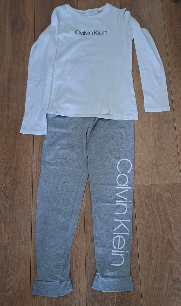 Calvin Klein meisjes pyjama 152/164 grijs/wit, Nacht- of Onderkleding, Meisje, Zo goed als nieuw, Calvin Klein